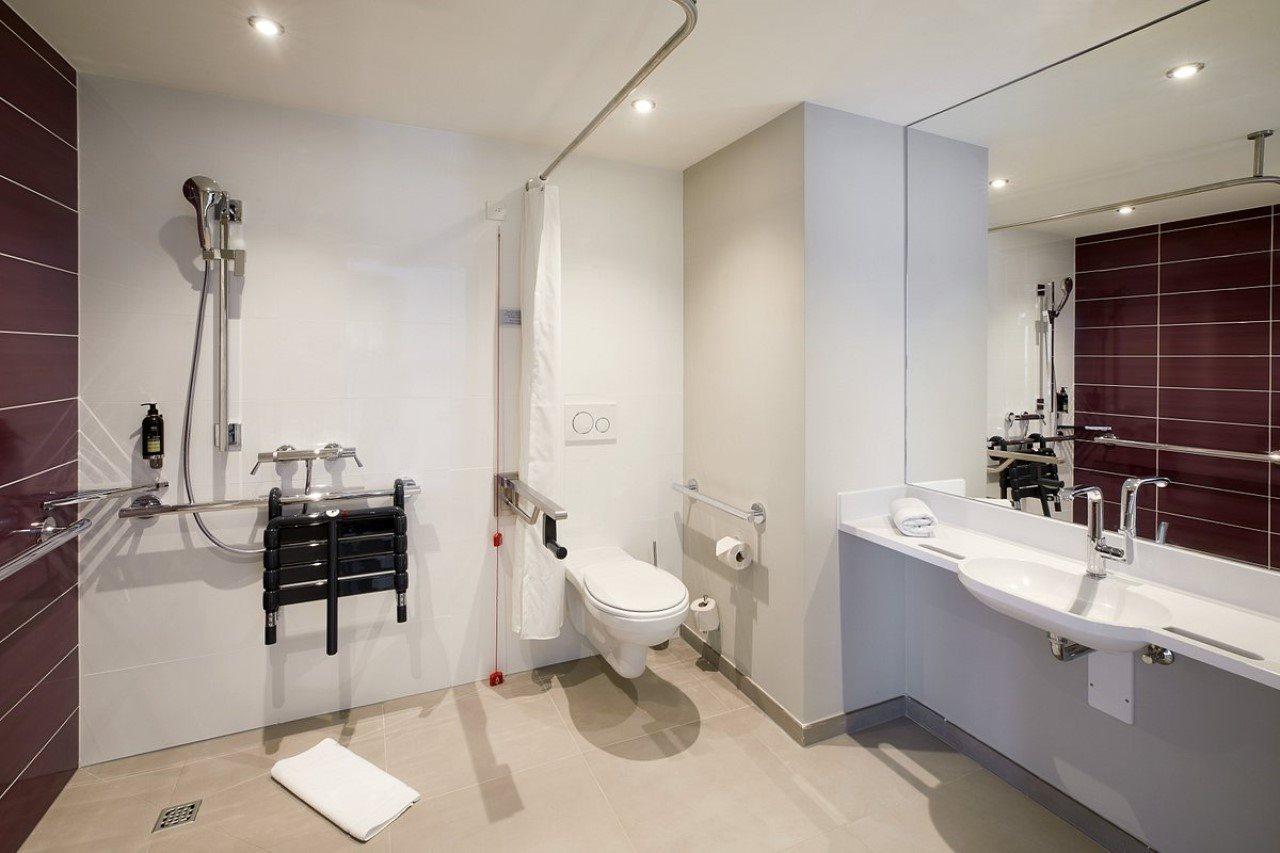 Premier Inn Stuttgart City Europaviertel Екстериор снимка