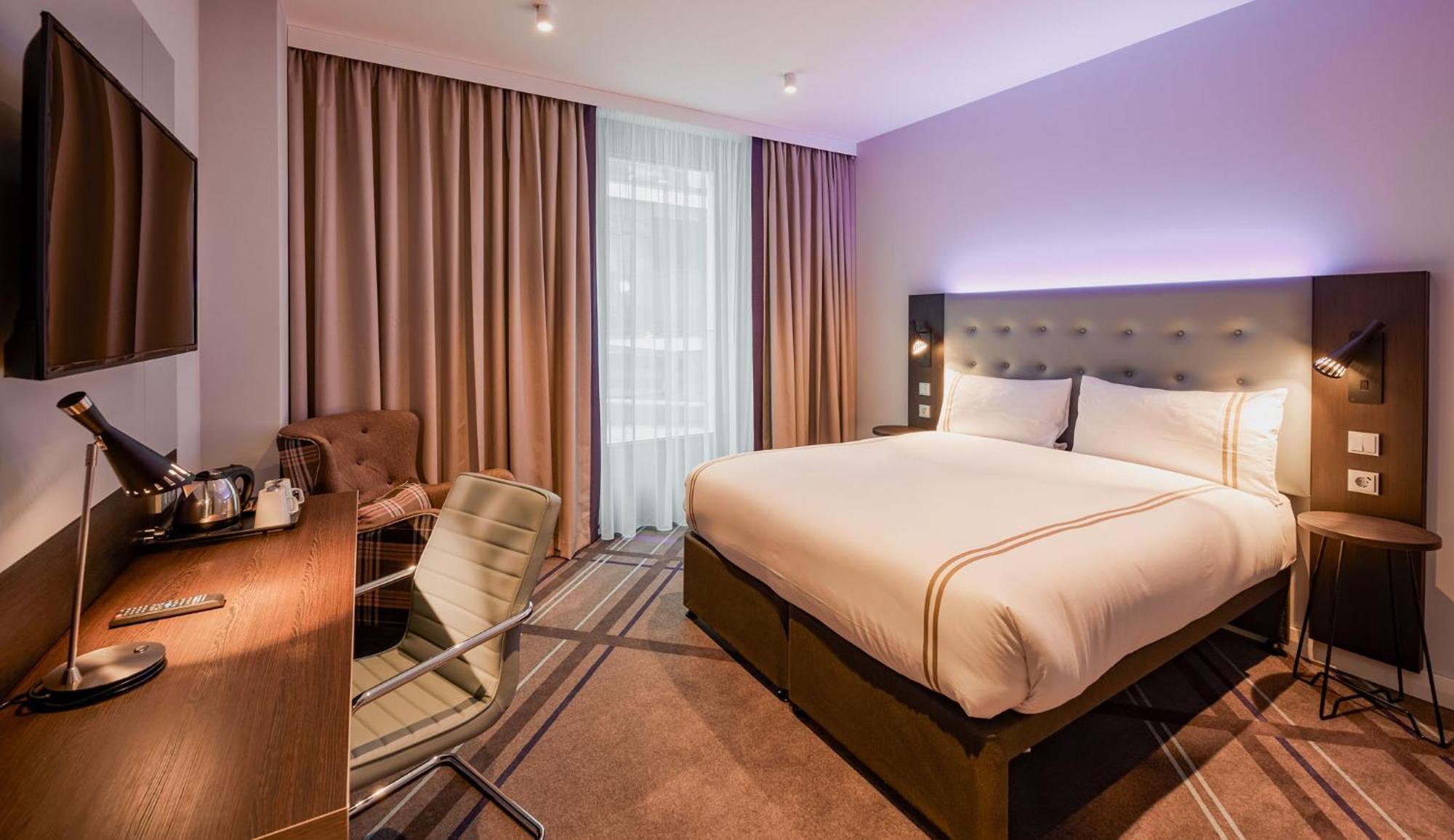 Premier Inn Stuttgart City Europaviertel Екстериор снимка